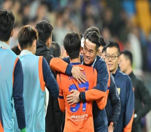 中超泰山26日迎來“齊魯德比”，宿茂臻：此時更考驗心態