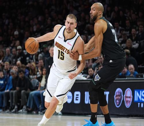 逆转！多森姆43+4，约基奇24+15+9，NBA巨星伤退，季后赛走势巨变