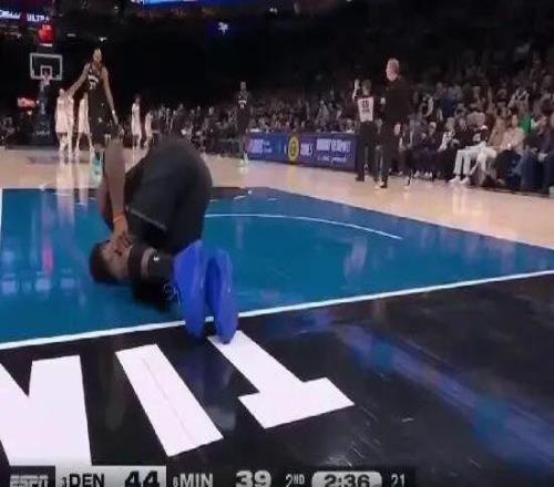 膝蓋+跟腱！全傷了！居然3比1，太慘烈了