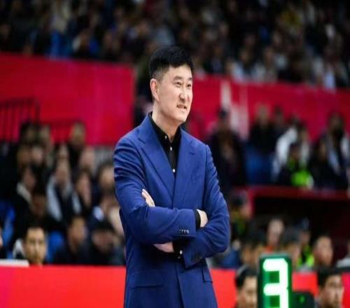 擊敗廣東宏遠！廣州男籃全力出擊，徐昕PK杜鋒，央視直播