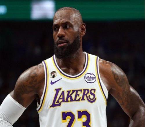 真正的Goat！东契奇+里弗斯缺阵后，詹姆斯场均25.8+8+10！