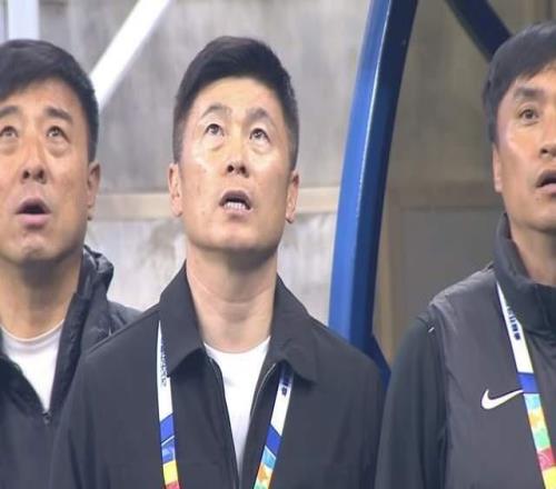 李國旭下4主力，大連留力重慶呂焯毅身體被碾壓阿利米不像外援