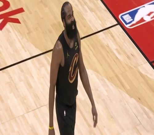 19+7+7误！哈登季后赛助攻历史第6米切尔24中6骑士被拖进天王山