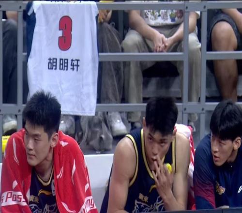 最后的機會！廣東隊有望挖走男籃暴力鋒線，這才是杜鋒的側翼答案