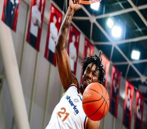 CBA官宣最佳防守球员：怀特塞德获DPOY外援首人打破本土垄断