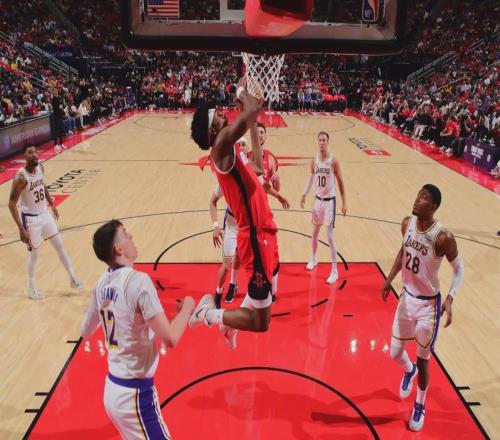 湖人被打爆！9中2+8次失誤！詹姆斯盡力了