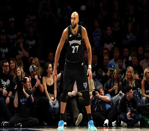 又一次锁死了约老师！森林狼内线大闸在季后赛中的表现太惊人了