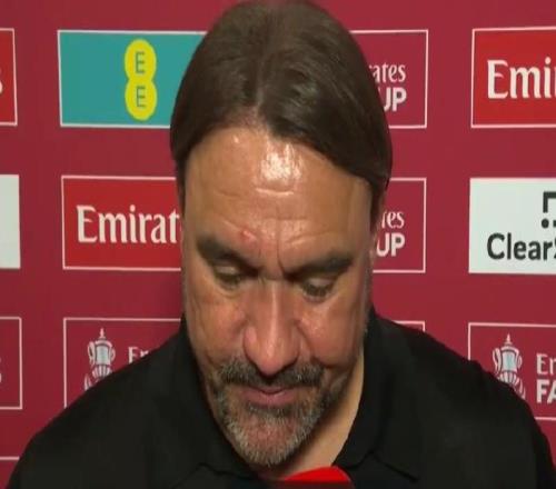 法爾克：小伙子們在下半場拼盡全力，而對方門將再次發(fā)揮出色