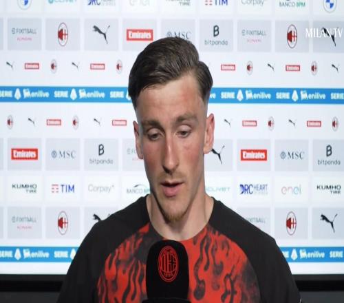 薩56：中楣的射門我準備起腳之前，球出現了一個微小的反彈