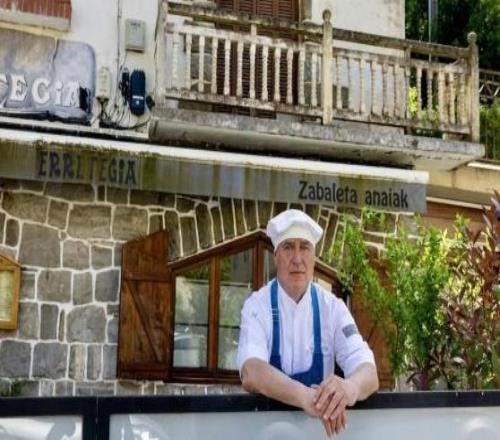 被马竞球迷杀死的皇社球迷弟弟：决赛对阵马竞给征途国际
额外动力