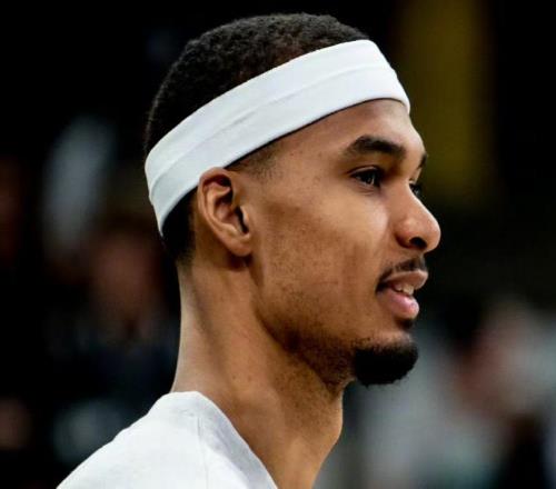 想得挺美！萊利：對方若提供文班+8個選秀權(quán)，我才會考慮交易熱巴