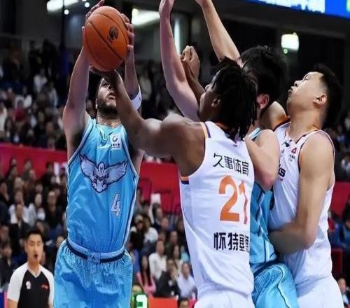 杜鋒遭球迷抵制，廣東主場票六折，山東球迷為何集體不滿