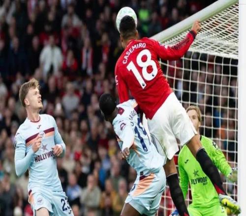 馬奎爾：我以為自己很擅長頭球，直到遇到了卡塞米羅太陽報：曼聯(lián)本周安排會議，討論球員離隊轉會事宜