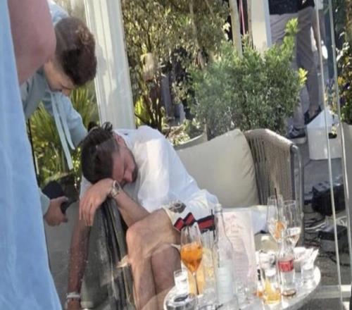 輿論纏身，電訊報(bào)：加盟埃弗頓本是格拉利什沖擊世界杯的契機(jī)