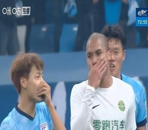 北青：中超捂嘴问候对手屡见不鲜，IFAB新规有助于净化环境