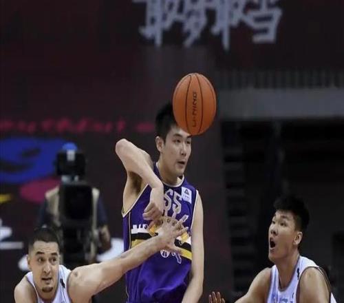 7767力克山東！3局2勝握雙主場，遼寧晉級(jí)八強(qiáng)只是時(shí)間問題