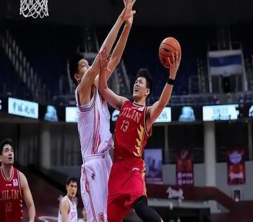 黑马逆袭！常规赛第12掀翻第5，广东球迷直呼没想到