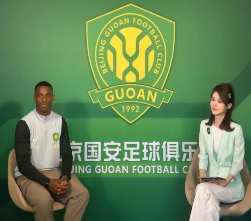 发飙快好吧张玉宁一人承受不来！两外援未赴云南赛后要被训话