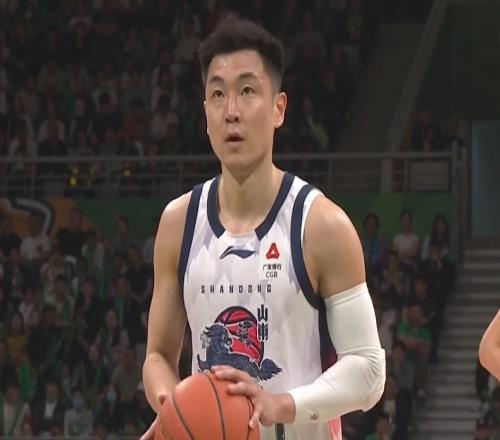 山東男籃絕境擊敗遼寧，重燃晉級(jí)八強(qiáng)希望，高詩(shī)巖堪稱定海神針