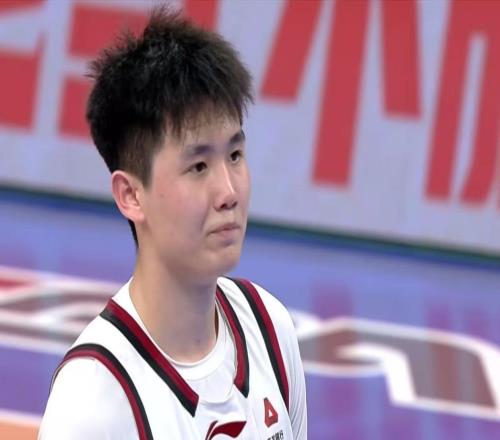 李悅洲打成大腿！廣東隊卻坑慘三大新星，杜鋒又被圍攻了！