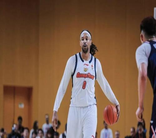 CBA男篮动态更新！广东男篮vs广州男篮，赛前带来广东男篮胡明轩、徐杰、萨林杰以及广州男篮徐昕最新消息