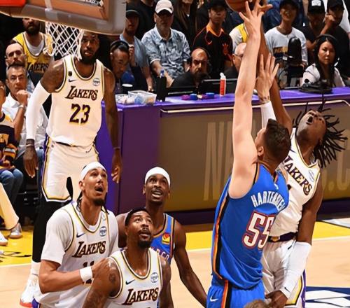隨著雷霆7連勝，騎士贏7分，NBA季后賽最新排名出爐！湖人3連敗