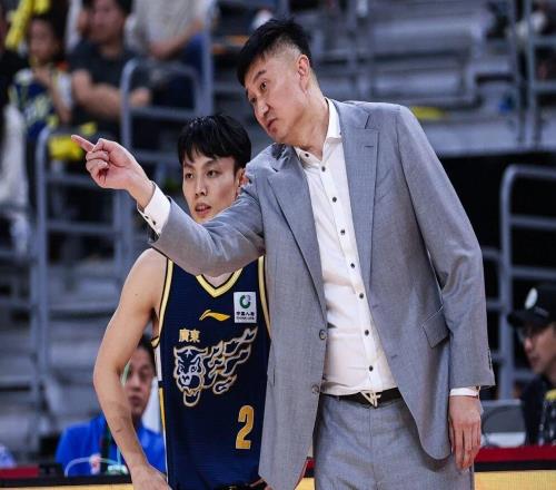 CBA最新消息！杜鋒合同將到期，山東欲續約陶漢林，吳前基本退役