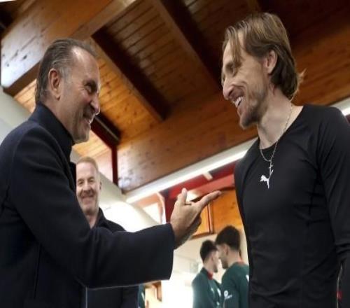 米蘭老板：認為我只想著錢很荒謬，但我不能責怪球迷們會憤怒