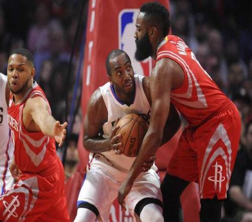 NBA第一人！因為扣籃而斷送生涯，他若不傷，火箭能奪冠