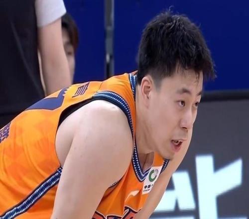 上海vs北京前瞻：張鎮麟李弘權PK趙睿周琦洛夫頓麥基領銜外援對決