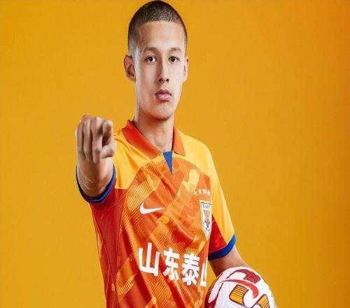 山東泰山VS浙江：馬德魯加搭檔天才新星瓦科領銜前場克雷桑沖鋒