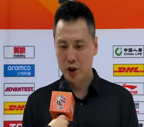 21！上海擊敗北京，賽后盧偉道出取勝之匙，許利民批評隊員