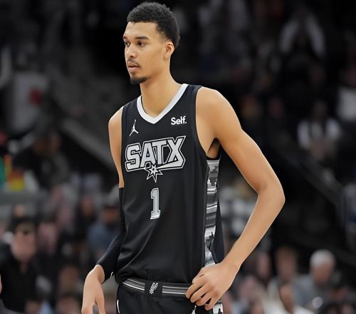 替補得分2376！單節33罰球！NBA新紀錄誕生，文班亞馬主動攬責