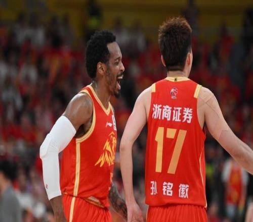 廣廈淘汰深圳后遭打擊CBA總決賽提前開打：上海隊這下賺大發(fā)了