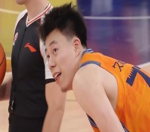 CBA總決賽G1前瞻：張鎮麟朱俊龍領銜國手對決古德溫PK布朗