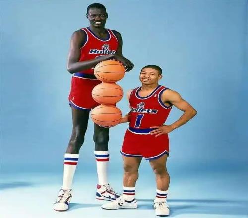 身高1.6米，當選NBA扣籃王，大帽姚明，盤點NBA身高最矮的5位球員
