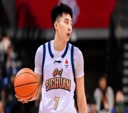 CBA男籃動態更新！北京男籃計劃換帥，遼寧男籃兩小將入選最佳陣容，四川男籃兜售狀元簽