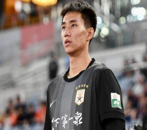 王大雷缺陣成謎，于金永兩度崩盤！泰山收獲平局暴露門將致命斷層