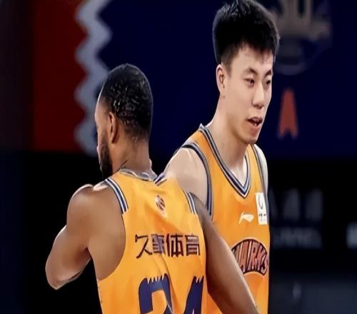 張鎮麟干臟活累活古德溫準3雙,布朗啞火,孫銘徽5失誤,上海勝廣廈