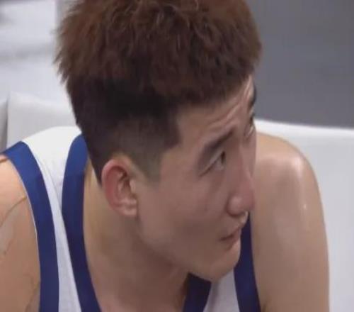 輸了！0分，總決賽0分！中國男籃頂薪后衛