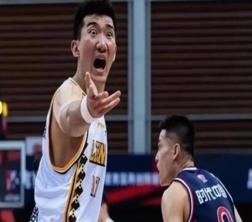CBA總決賽G2戰又變卦了籃協再次出手了：中國裁判將回歸吹罰！