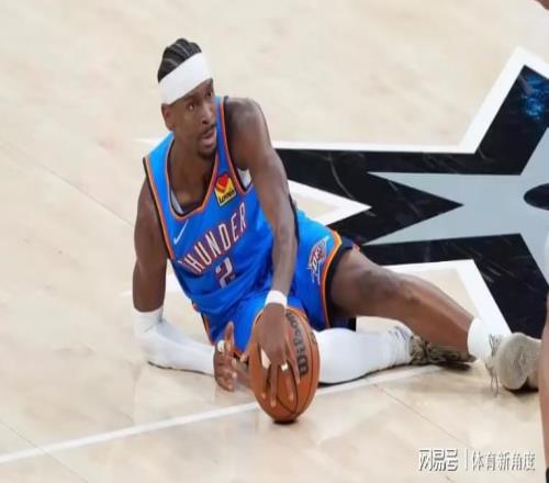 臥槽！假摔也有專業培訓，肖華：裁判相當出色