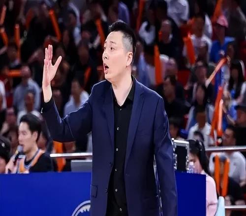 上海VS廣廈G2前瞻！雙大外存疑，弗格雙李需延續狀態，打出團隊性