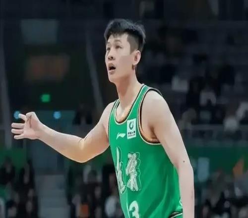 會離開遼籃嗎王嵐嵚曬訓練視頻，公開發聲，卻遭質疑：自我感動