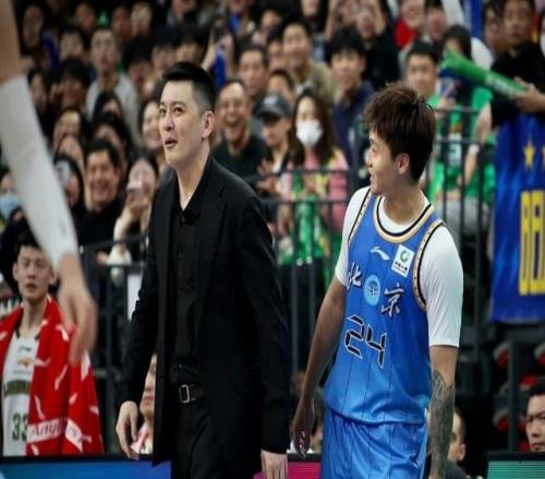 正式確定！張慶鵬離開北控男籃，楊鳴有望接任
