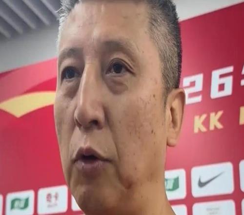 中國(guó)男籃今晚迎戰(zhàn)塞爾維亞勁旅郭士強(qiáng)：年輕球員要打出精氣神