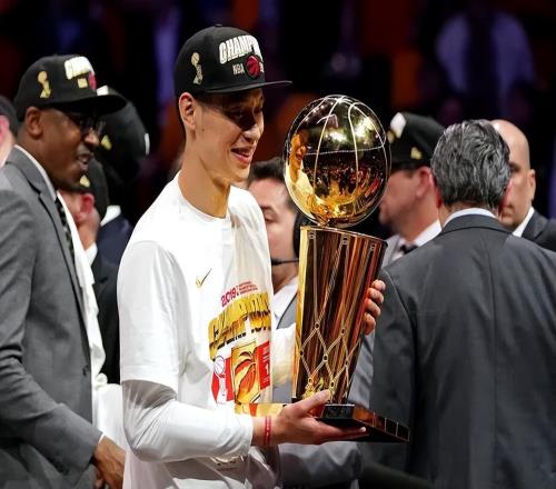 林書豪飆升第10！美媒重排NBA2010年選秀：芬森9白邊6喬治成狀元