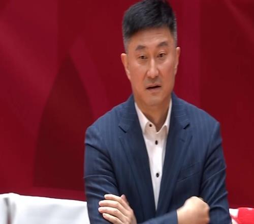 宏遠(yuǎn)速遞！徐杰重要決定出爐，杜鋒新合同或加薪，王洪澤生日快樂