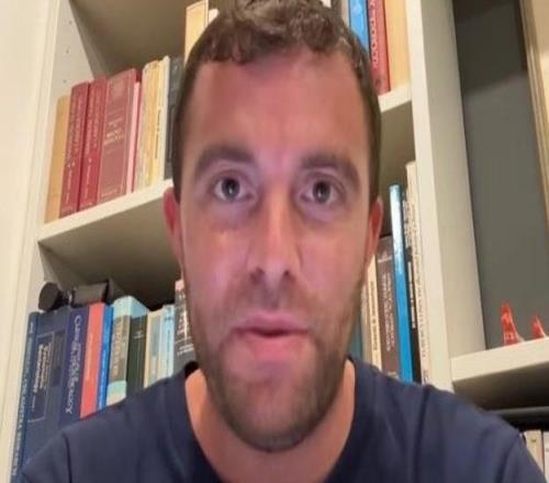 罗马诺：我询问了阿尔瓦雷斯团队和皇马，他们对转会均不置评