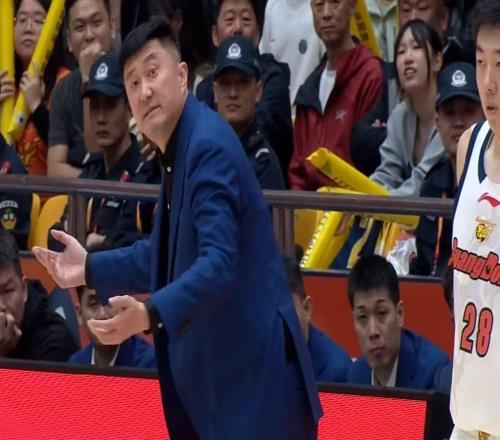曾被杜鋒點名要人！男籃首發控衛確認被裁，廣東隊成最大潛在下家